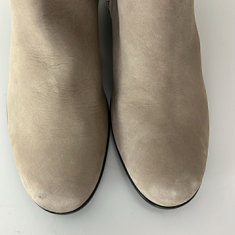 New ECCO Women's Dress Classic 35mm Buckle Ankle Boot in Taupe Nubuck Size 10 - Picture 7 of 11